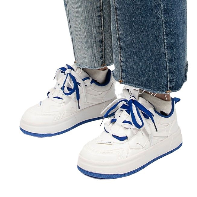 Zapatos de skate calientes de caída 2024 otoño y invierno de moda deportiva con suela gruesa y cómoda para estudiantes zapatos blancos ligeros de moda