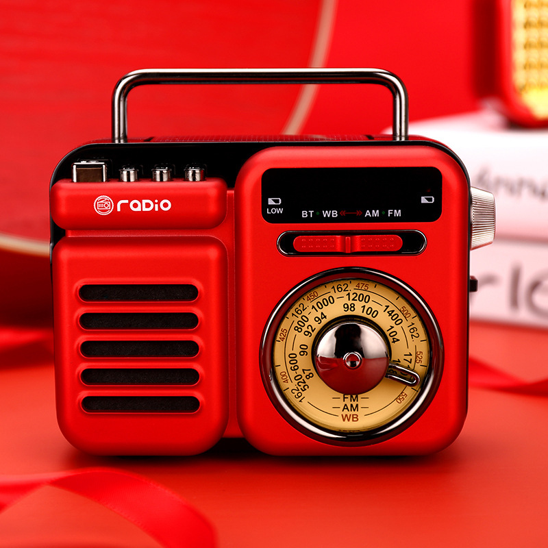 New Retro Radio Small Speaker Outdoor Emergency Hand Power Generation Solar Portable Bluetooth Audio for Foreign Trade