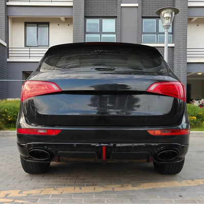 suitable for Audi Q5 front: Big Surrounded