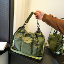 包包2025新款春季女士单肩包潮流时尚大容量简约休闲学生斜挎背包