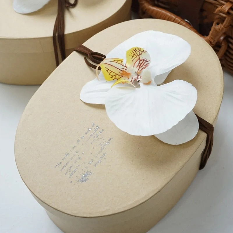 Oval-shaped kraft paper box, forest companion gift, candy packaging in the style of INS, blythe doll, bjd, Xiaohongshu