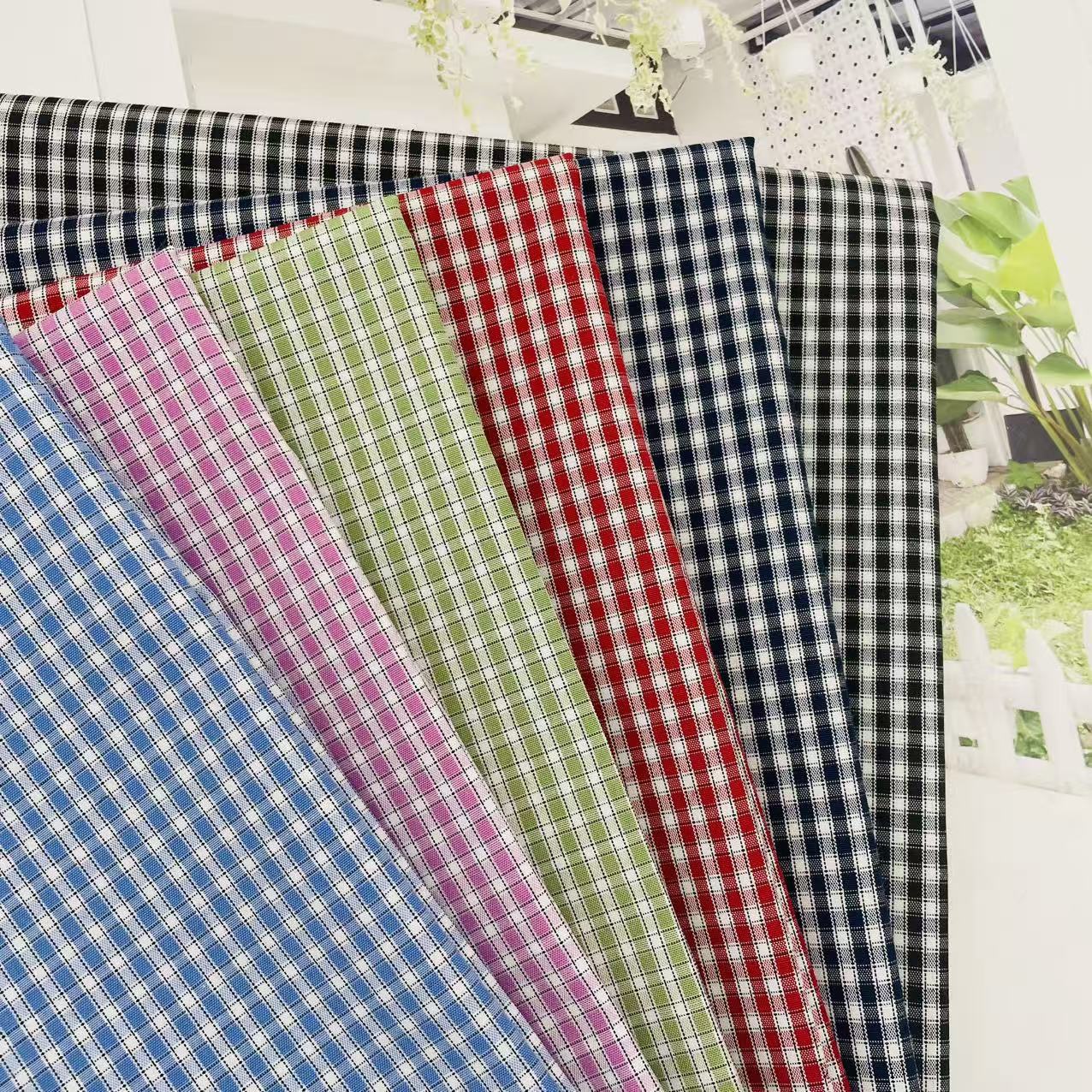 色织小格纹衬衫面料 涤棉春夏休闲服装格子布 现货多色可选B308