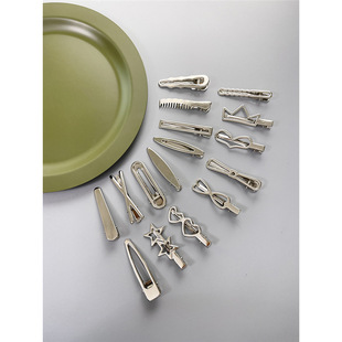 ���Ů����������A��������L�l�AŮ���ٰl��������߅�Ains�W��