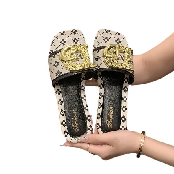 Summer slippers