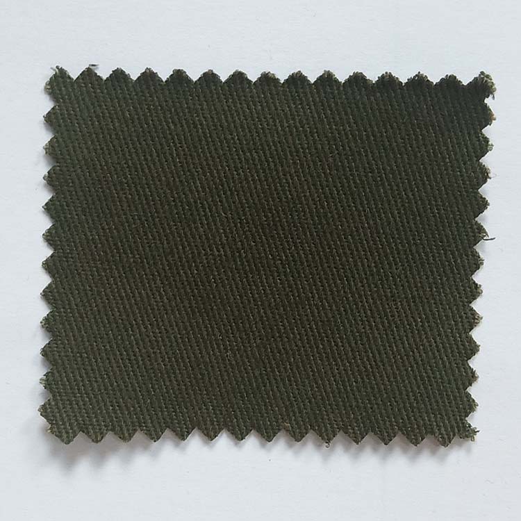 Precio de fábrica de tela de algodón tejido de color sólido suave tela de camisa 100% algodón cepillado impermeable