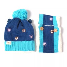 休闲中性儿童冬季新品加绒儿童可爱卡通保暖帽子+加绒围脖两件套