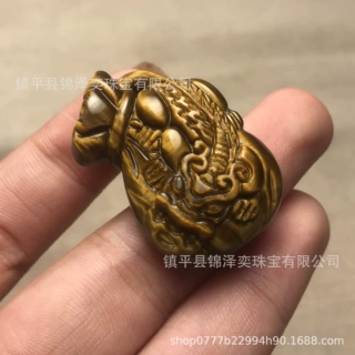 天然虎眼石貔貅钱袋吊坠 虎石虎睛石钱袋挂件 批发木变石皮休挂坠