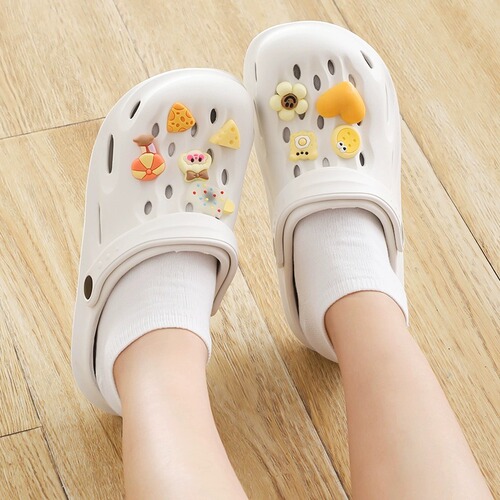 Crocs accessories, high-end bean shoes, flower decorative buckles, diy accessories, slippers buckles, removable shoe buckles