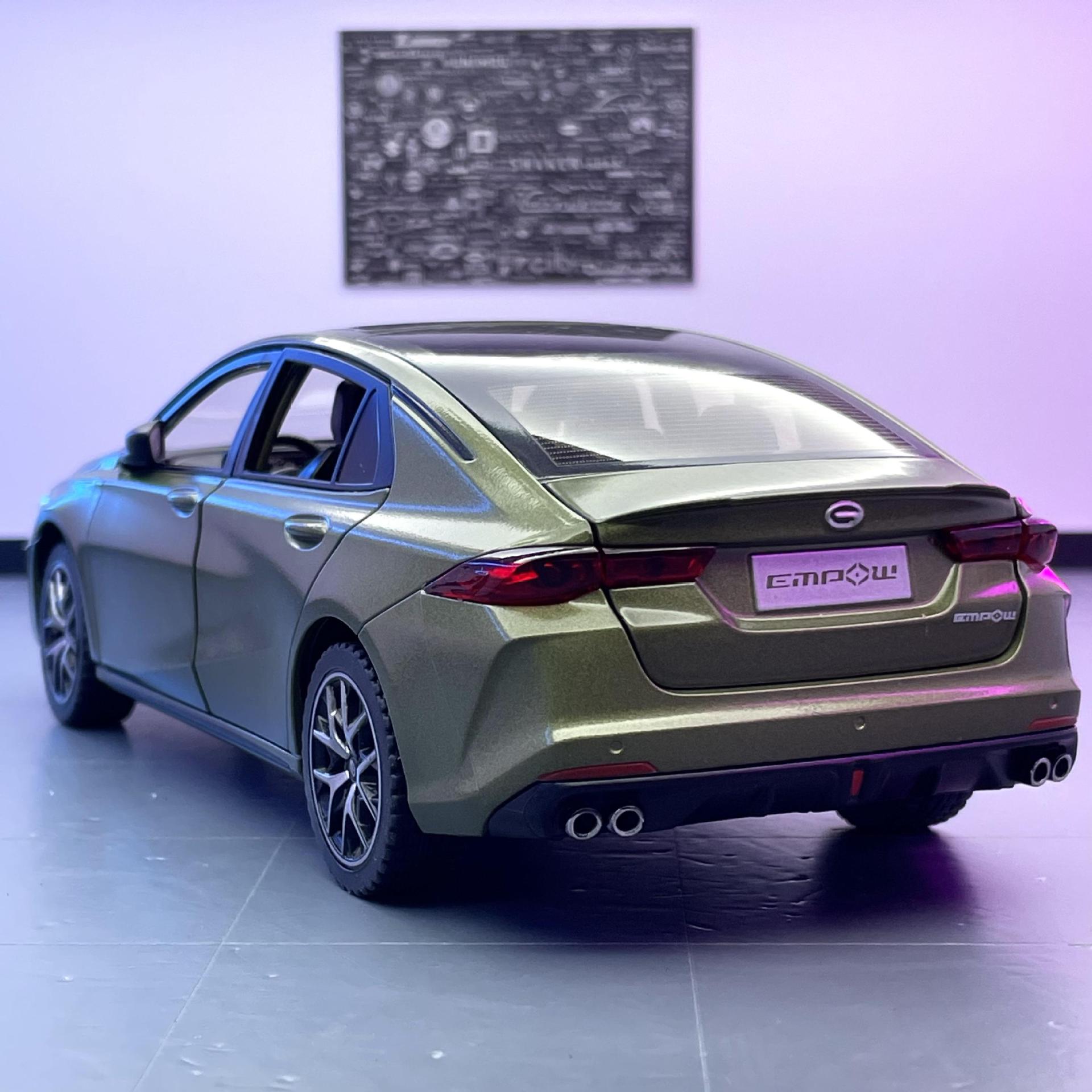 OK modelo de coche de aleación 1:24 Trumpchi Shadow Leopard Back Force con sonido y luz chico juguete modelo de coche decoración colección al por mayor