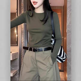 橄榄绿正肩长袖t恤女春秋新款修身内搭打底衫巨好看的长袖上衣