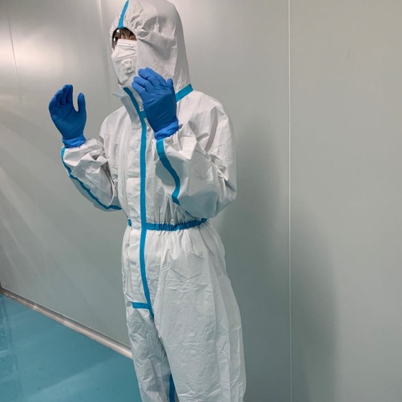 大量现货资料齐全工厂直销PP+PE材质防护服防静电无尘抗菌