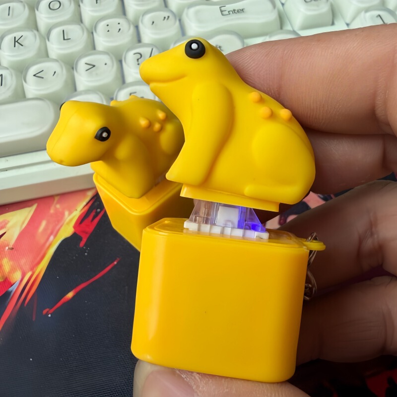 Cross-border toad and seagull stress-relief button sound and light keyboard, creative animal pendant ornament keychain Cross-border toad and seagull stress-relief button sound and light keyboard, creative animal pendant ornament keychain