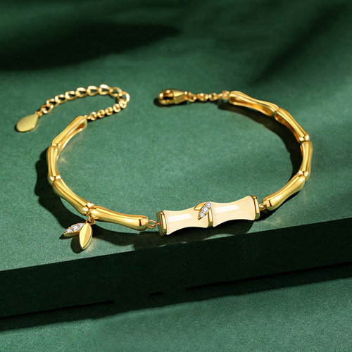 A light luxury and exquisite design sense jadeite bracelet for girls with bamboo joint patterns, featuring a unique and sophisticated design.