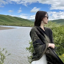 披肩;线毯;其他毛毯