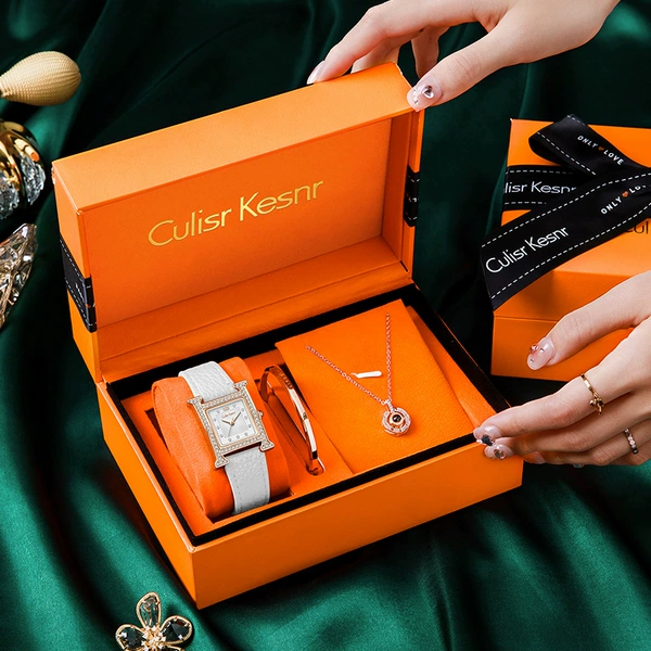 White set, watch box, bracelet, necklace, 3 pieces