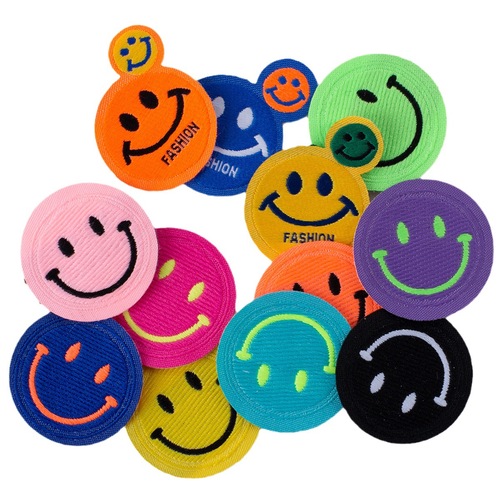 New smiley face cloth label clothing socks and hats with decorative cloth label patch stickers DIY handmade product decorative stickers