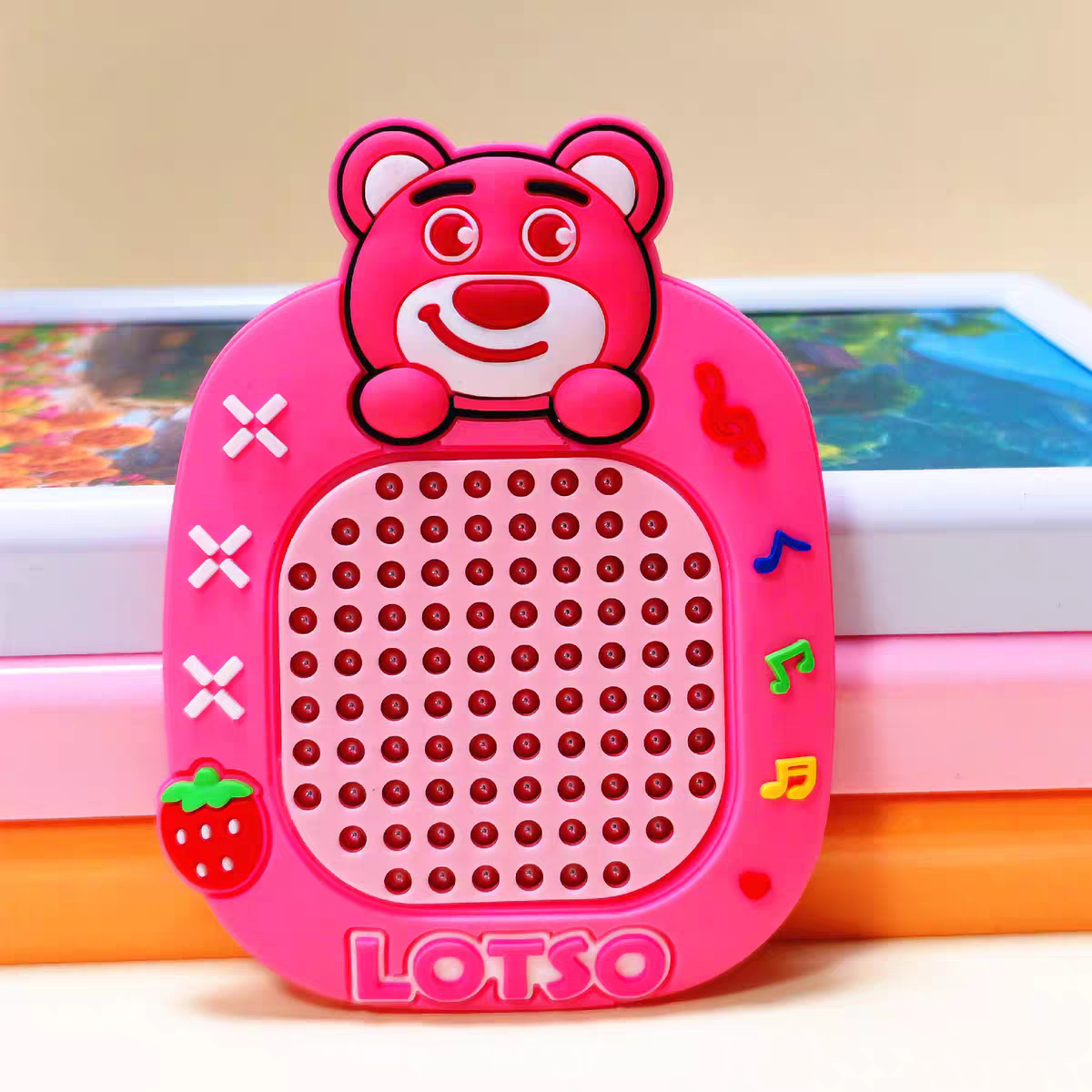 Llavero de dibujos animados creativo Tablero de dibujo magnético, laberinto de cuentas para caminar, descompresión, mochila escolar de juguete, puesto colgante, pequeño regalo al por mayor