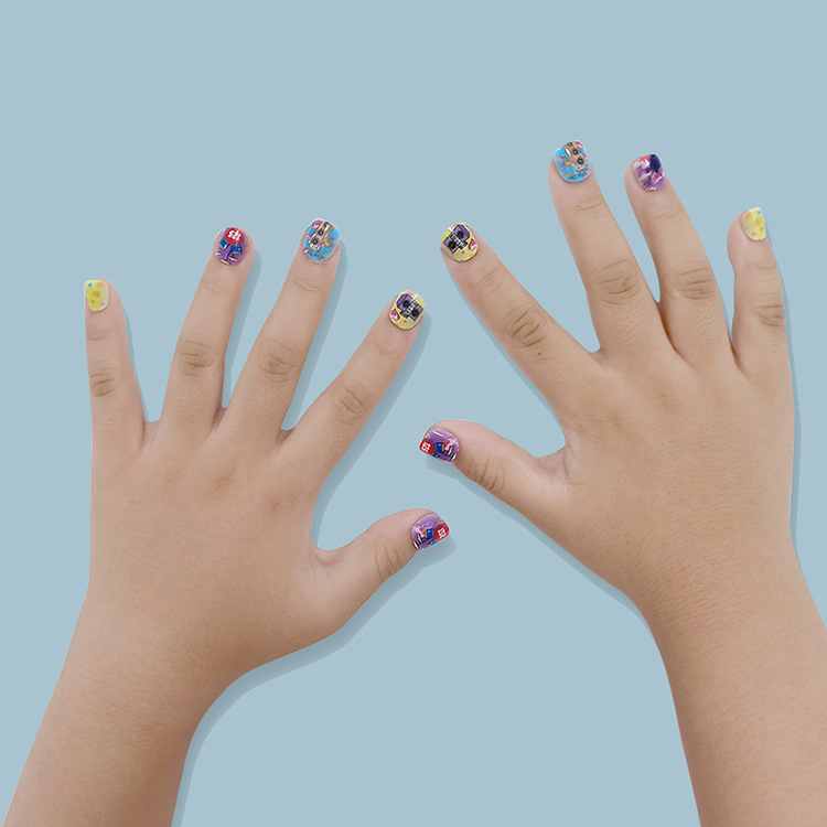 Los niños inofensivos vendedores calientes de la fábrica 24 pedazos llevan el desgaste de la historieta linda del clavo de los niños