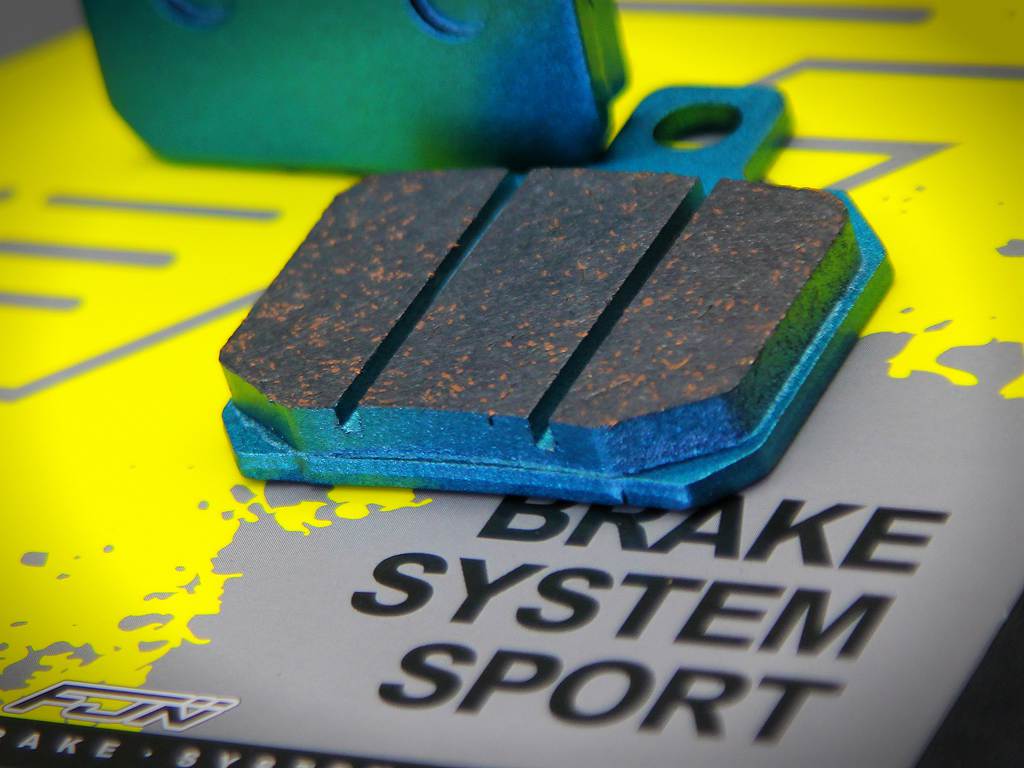 FJN metal semi-ceramic small crab brake pads 9GA FR6 GP4 for modification of four-piston radial calipers
