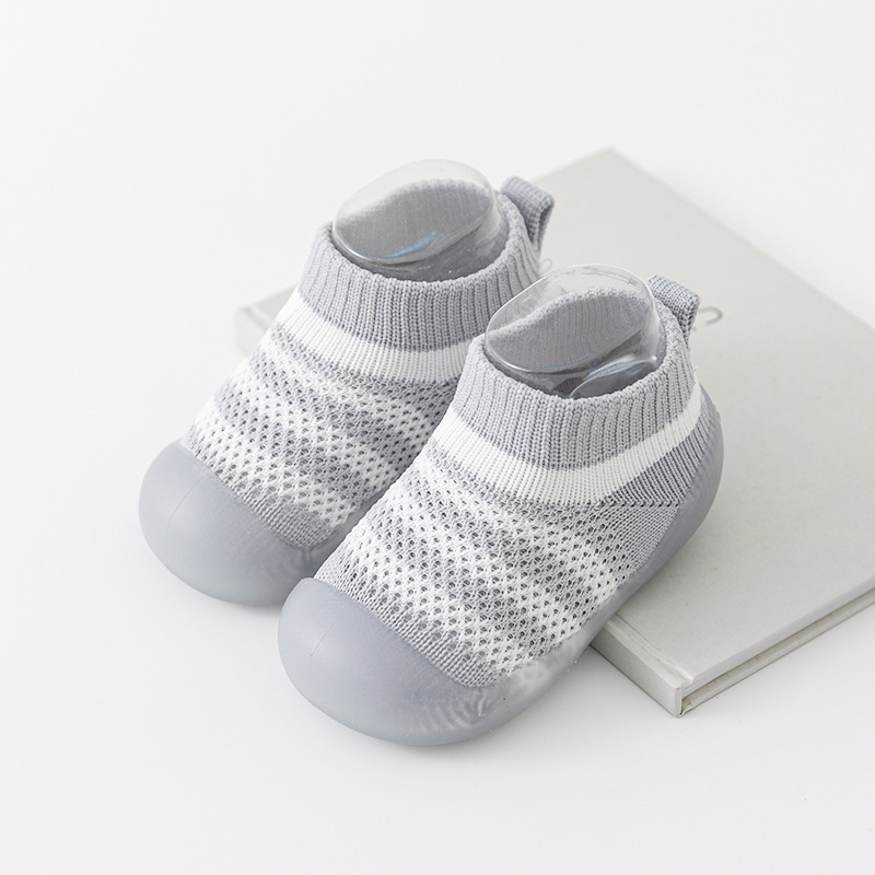 Baobao zapatos para bebés con suela suave antideslizante, zapatos para niños de 1 - 3 años de edad, zapatos para niños, calcetines para niños pequeños, ventiladores y cómodos.