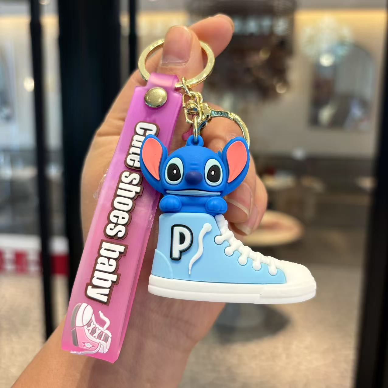 20 zapatos de lona Kolomi llaveros Sanrio colgantes llaveros Steely agarrar un pequeño regalo al por mayor