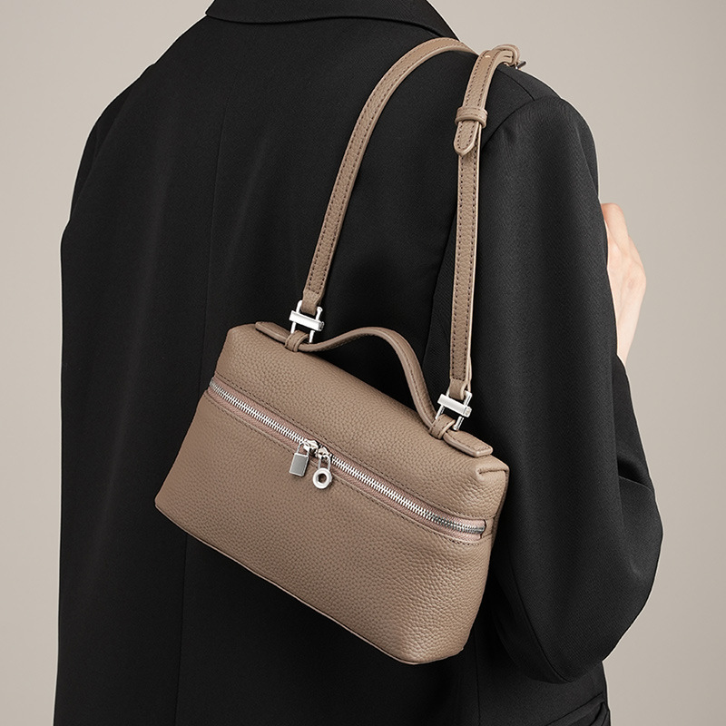 First-Layer Cowhide Lp19 Lunchbox Bag Genuine Leather Women's Bag 2026 New Model Gigi Same Style Handbag Box Bag Crossbody Small Bag