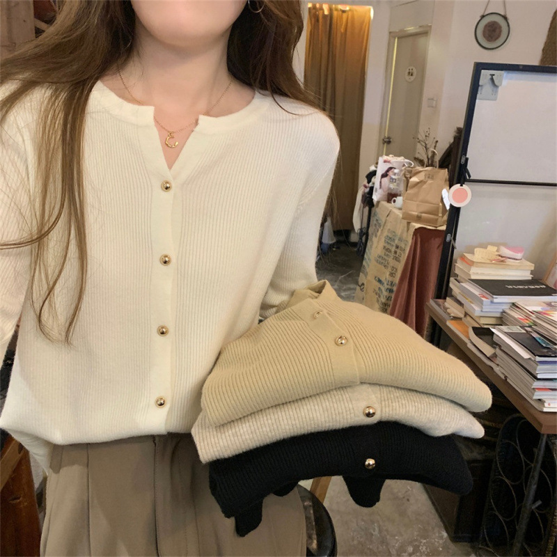 Kaning Korean-Style Scissor Collar Thin Knit Cardigan 2026 Autumn New Long-Sleeve Knit Base Sweater for Women