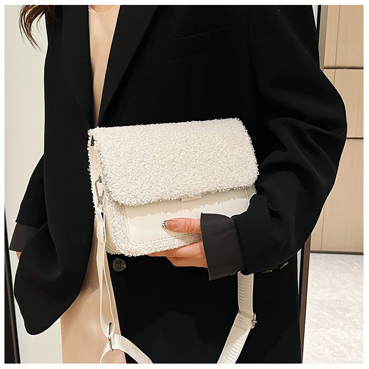 The 2024 new Korean-style trendy square lambskin patchwork single-shoulder crossbody bag is a fashionable and cute small square bag for girls undefined