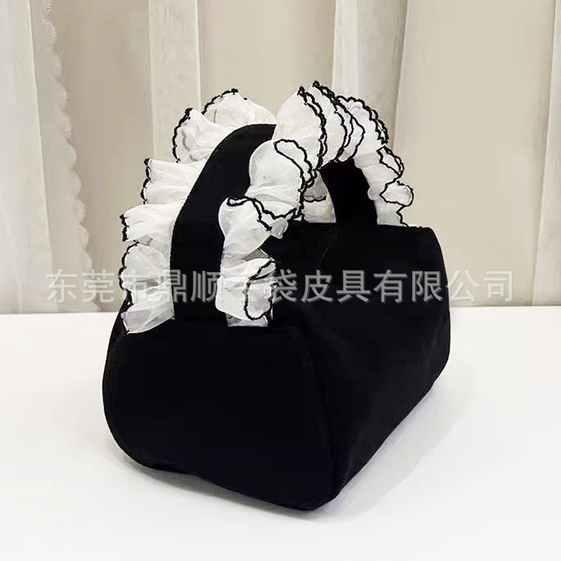 花边化妆包 主图01.jpg