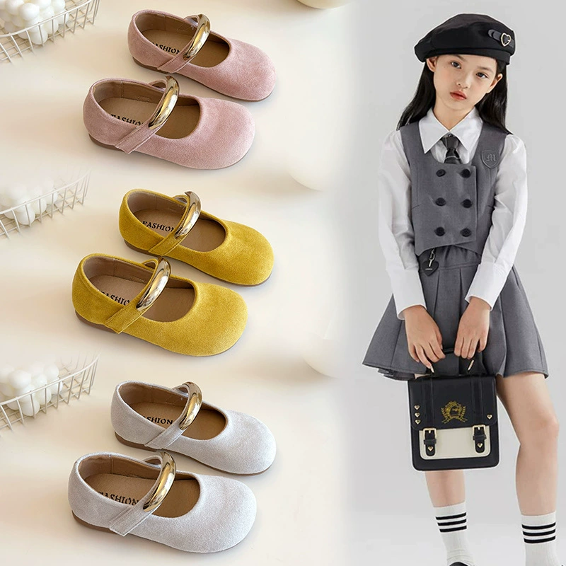 Нишевые литературные стили кожаные металлические плоские туфли Мэри Джейн женские 2025 европейские станции ретро темперамент одиночные туфли прилив тапочки