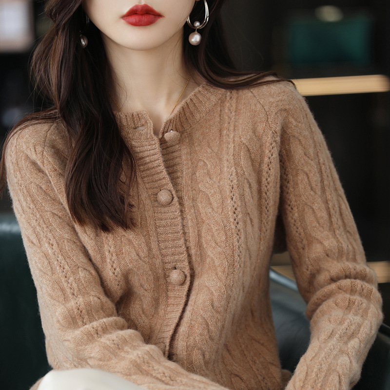 Fashionable Retro Red Knitted Cardigan Women's Long-Sleeved Outer Sweater Jacket Autum New Sexy Top