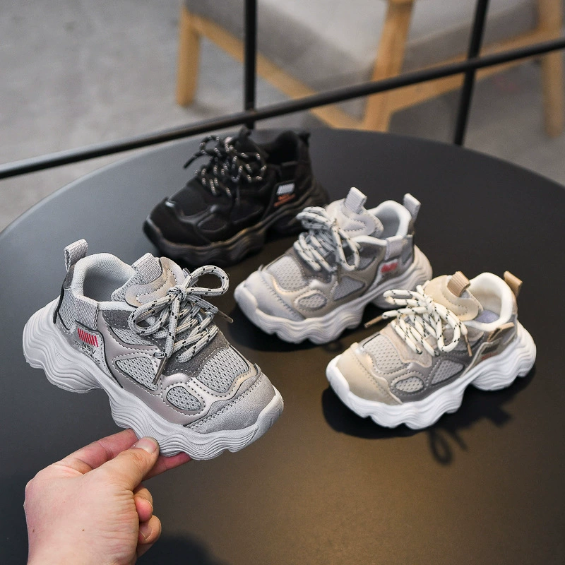 Спортивная обувь для девочек 2025 весна осень новая детская сетка модная дышащая папочка обувь для мальчиков на мягкой подошве кроссовки