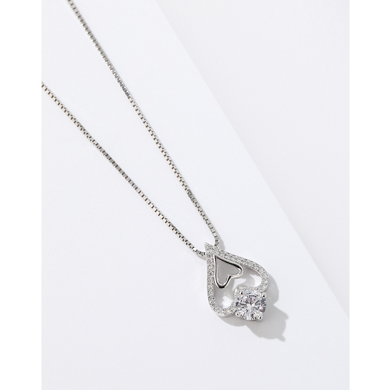 S925 collar de diamantes de plata de ley luz de las mujeres nicho de lujo exquisito colgante de circón de alta calidad elegante cadena de clavícula del todo fósforo