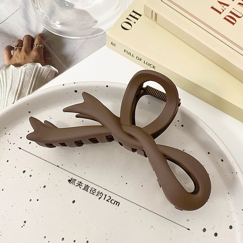 Bow clip brown 13cm
