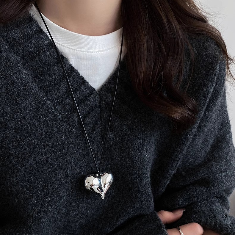 Otoño y invierno minimalistas collares colgante de goteo de Feng Shui mujeres chaqueta larga suéter cadena casual accesorios de lujo ligero