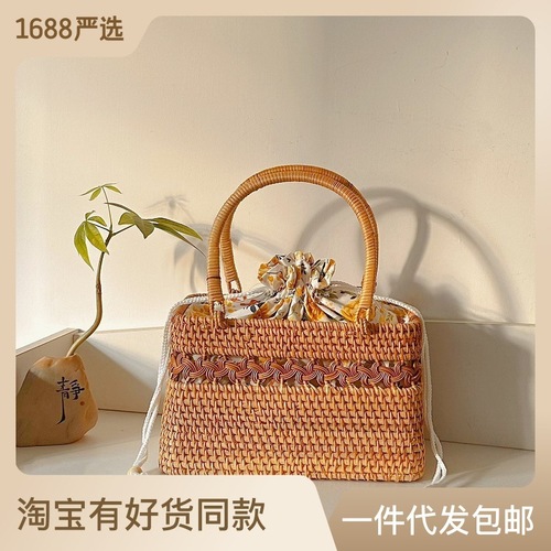 Vietnamese rattan woven bag, Instagram literary woman's shoulder bag, retro rattan woven bag, Indonesian woven basket, casual fashionable trendy bag