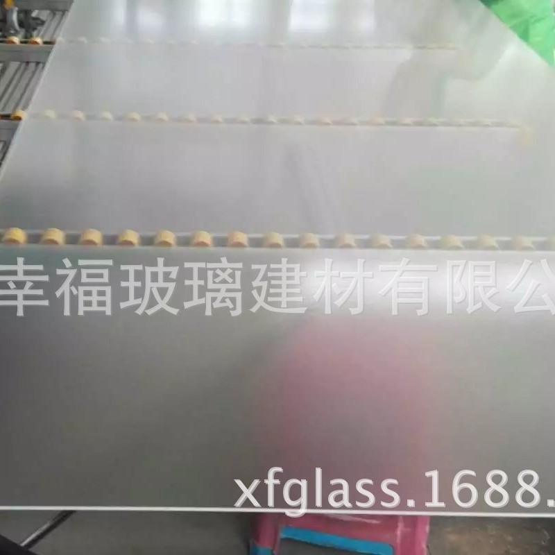 3.2mm 光伏超白布纹钢化玻璃太阳能镀膜玻璃