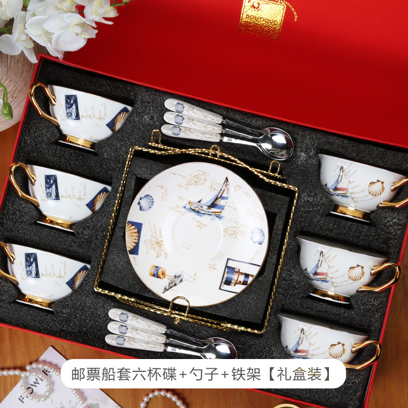 Tazas de café europeas y platos, set de té de la tarde, cerámica exquisita de alta calidad con cucharas de flores, set de tazas de té, caja de regalo