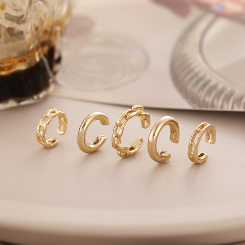 Creative minimalist earless stud earring set with five pieces, personalized golden chain hollow multi-layer C-shaped earrings for women