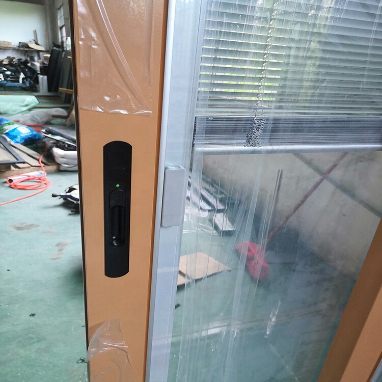 Customized Aluminum Alloy Moving Door, Built-In Louver Tempered Glass Door, Office Balcony Manual Louver Sliding Door