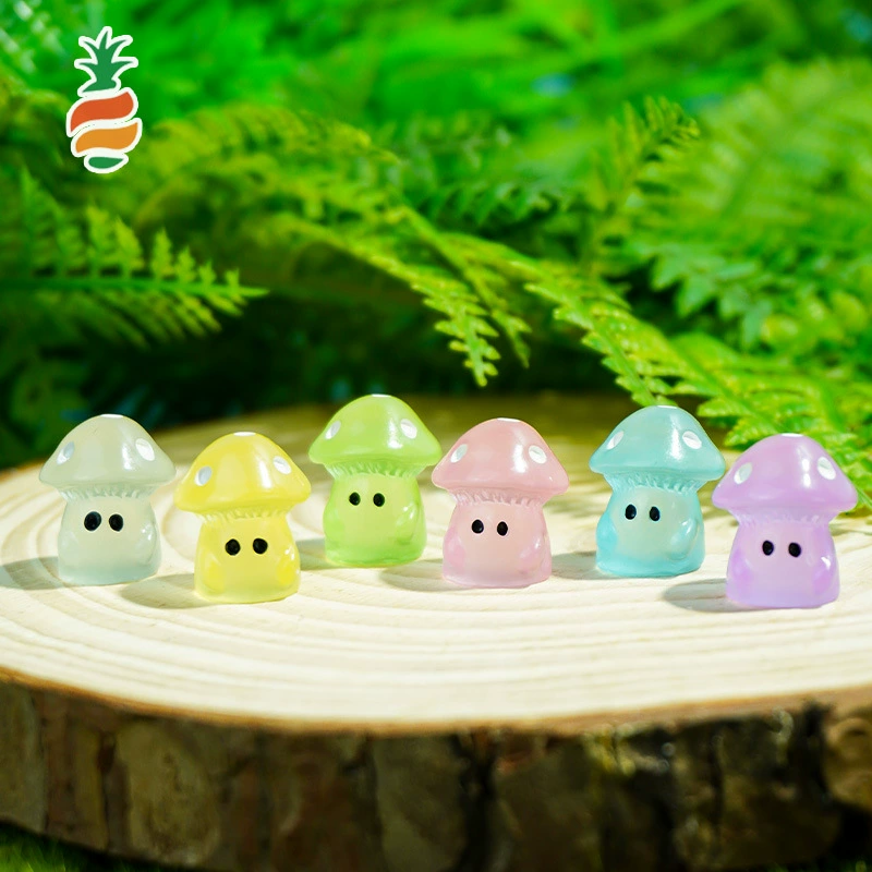 Симпатичные глаза цветной маленький гриб новый мини-смола светящийся гриб человек маленькая модель креативный микро-ландшафтный декор