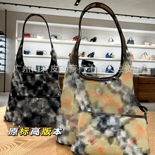 �ͼҺڰ׸�yС̖tote�μ������hobo bagҸ��ͨ��б�y����ˮͰ��