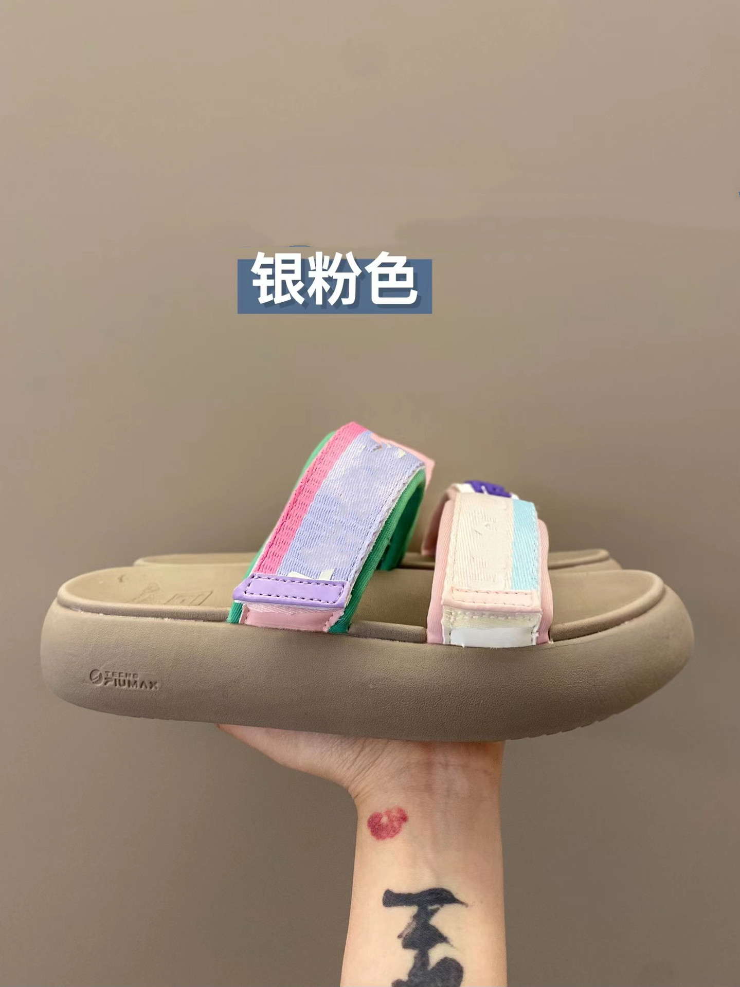 21219c2b568bf5aa69f43688683358