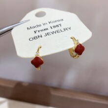 法式微镶锆石红色四叶花朵耳扣轻奢耳饰小众设计百搭小巧精致耳环