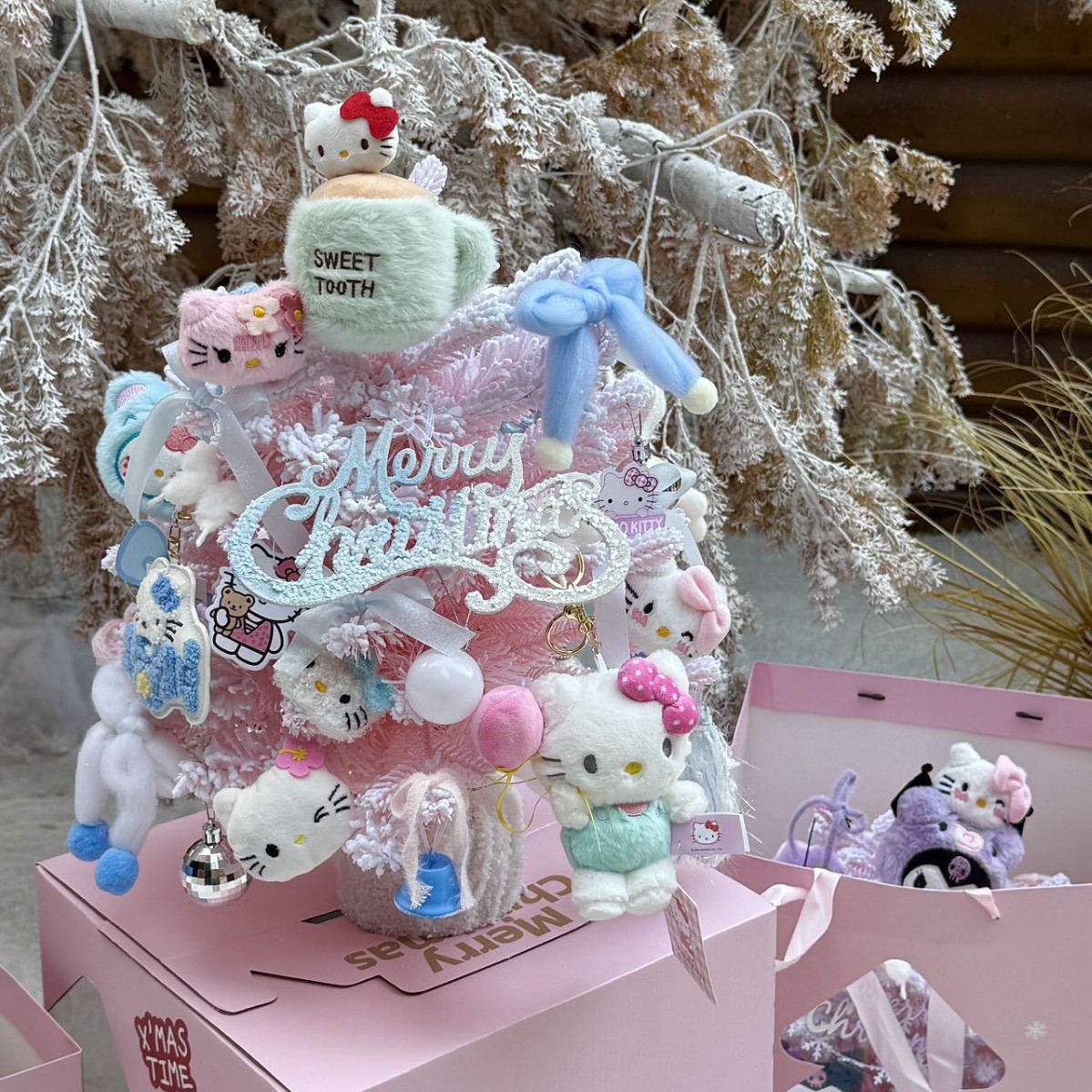 완성된 선물가방 블루 kt 뮤직박스 크리스마스트리 (완성품 전체 높이 약 50cm)