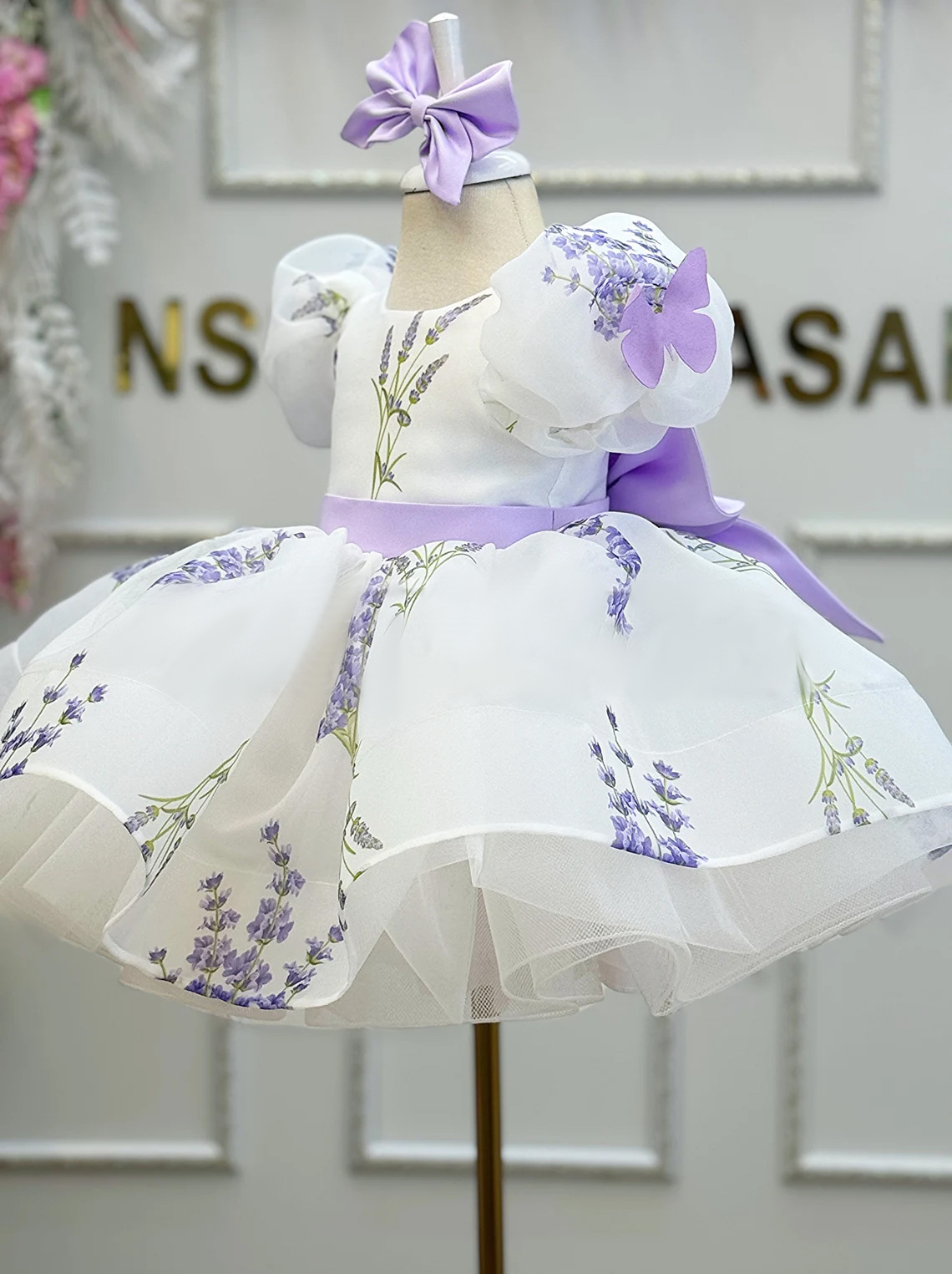 Vestido de niña 2025: Vestido de princesa con falda abullonada de malla lavanda estampada, ideal para bodas, damitas de honor y actuaciones infantiles.