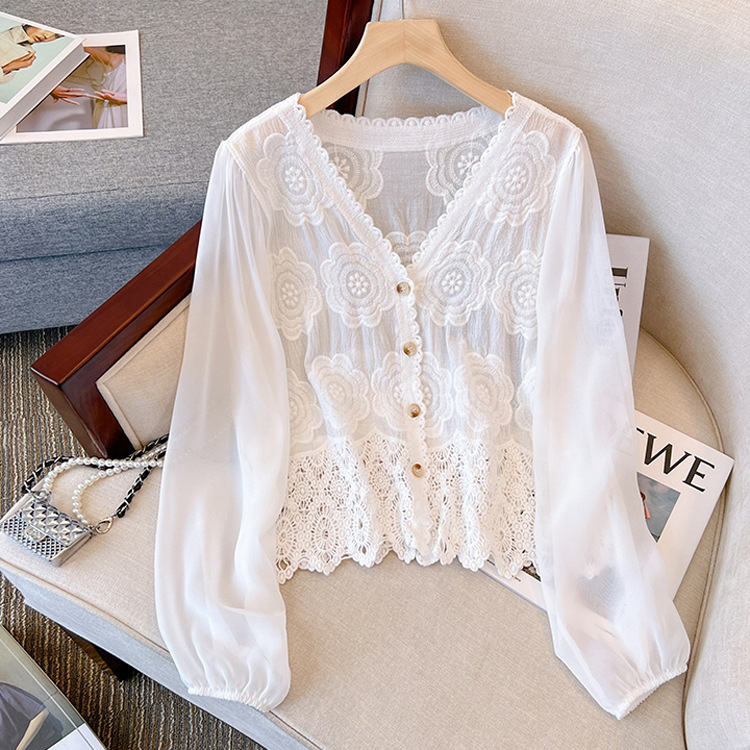 2025 Early Autumn New Style Elegant Hollow Lace Cardigan V-Neck Loose Versatile Embroidered Long Sleeve Versatile Women's Shirt
