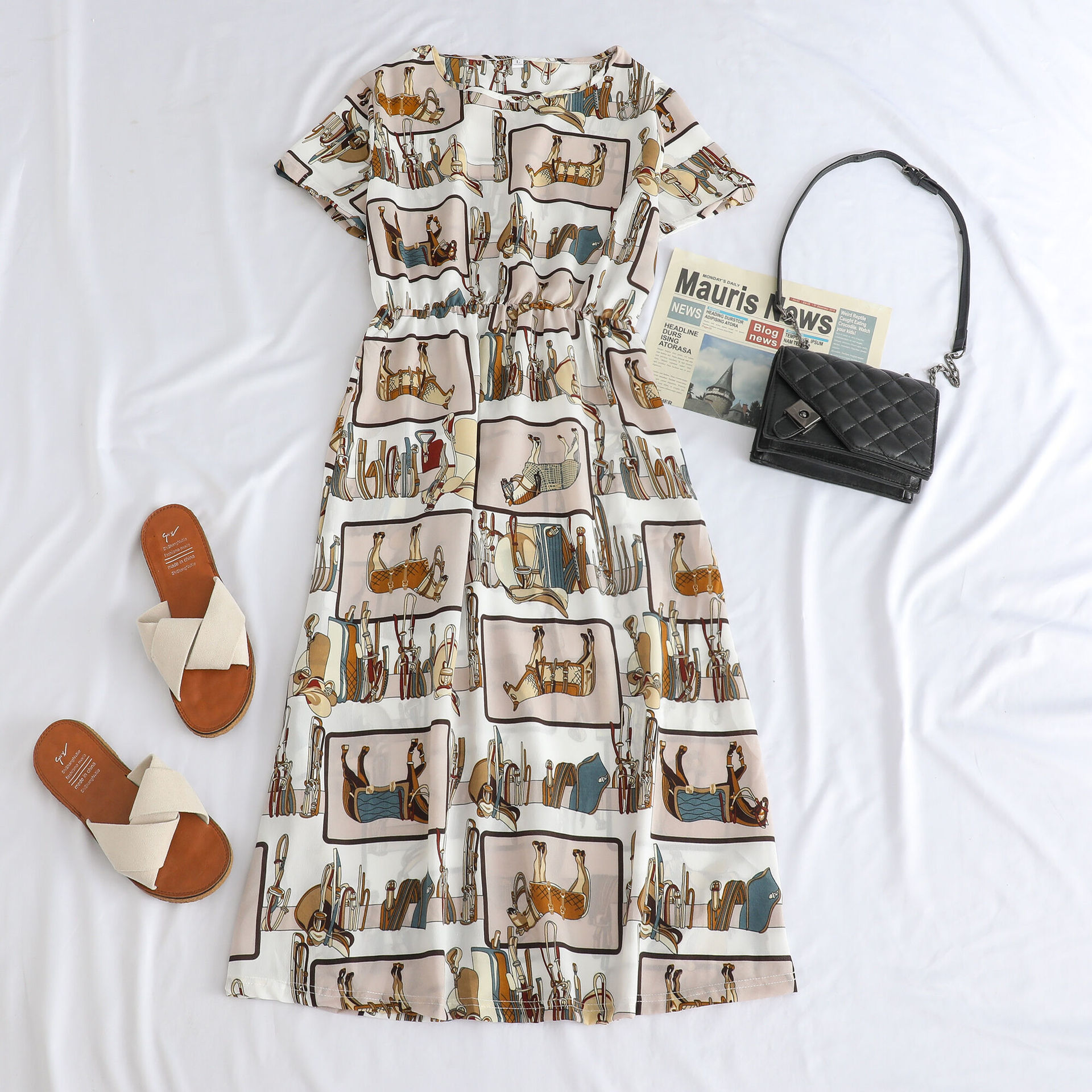 F42 레트로 화이트