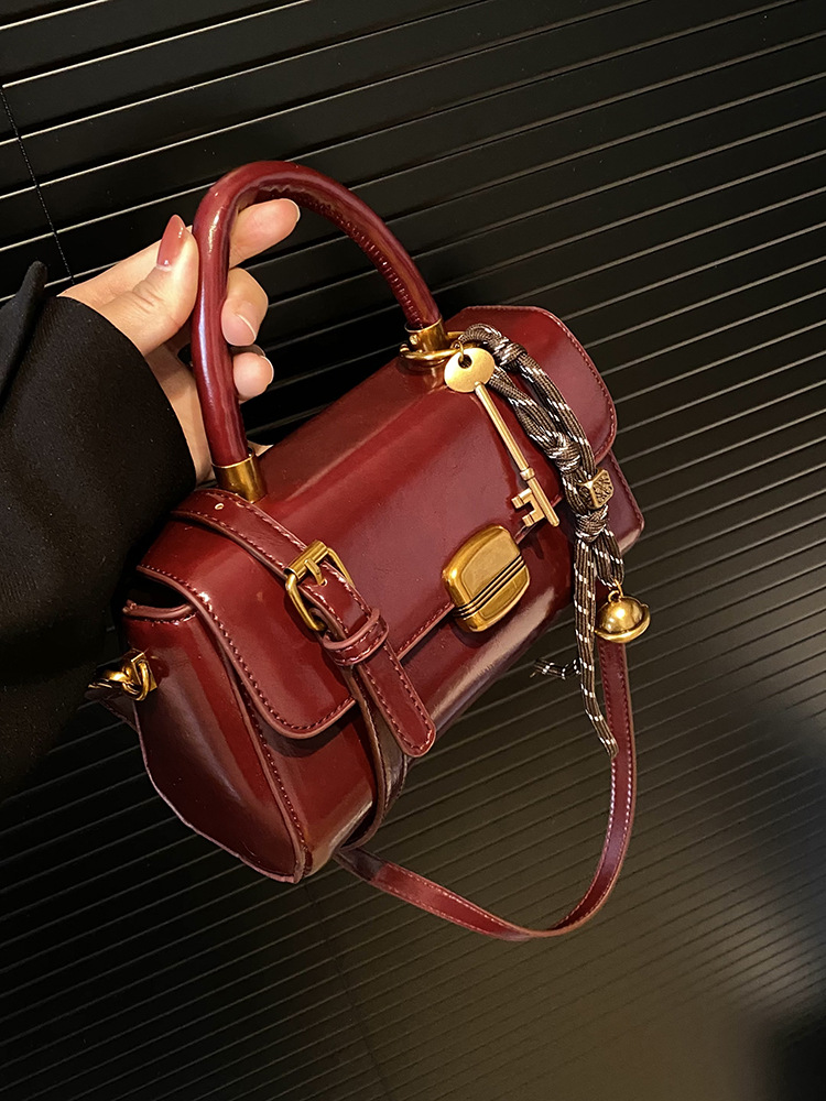Coreana alta sensación retro bolsos de mujer 2024 nuevo otoño invierno versátil mochila de moda bolsos de mano de moda