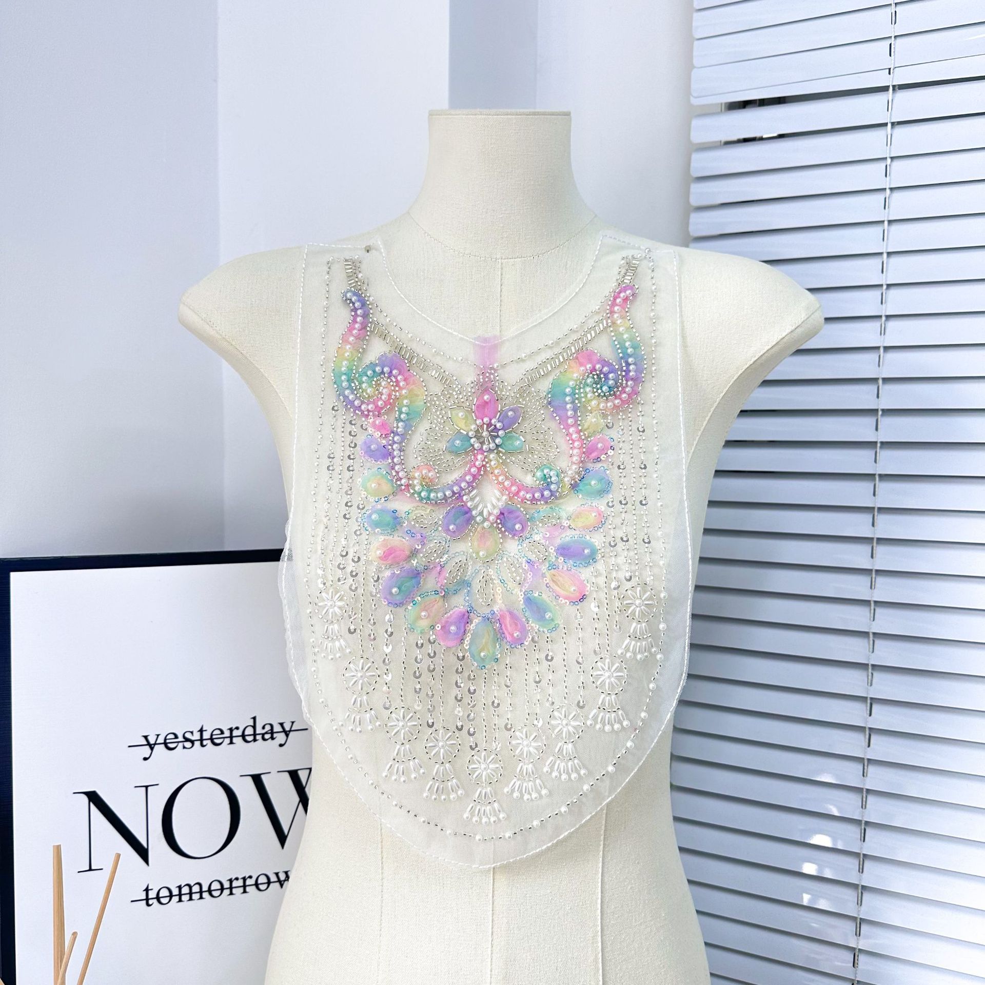 Mesh de color bordado cuello de tela semiacabado decalco DIY vestido de boda cuello de costura accesorios de ropa al por mayor image 3